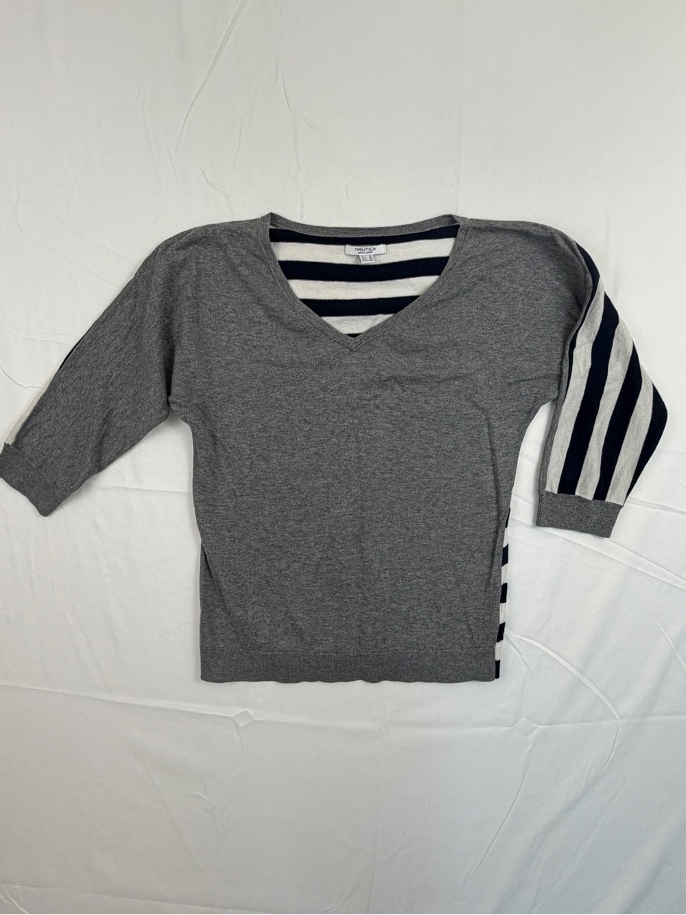 Nautica Women's Sweater Small 100% Cotton Stripes Grey Navy White V-Neck